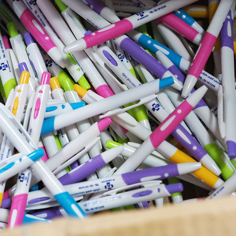 ปากกา และเครื่องเขียน